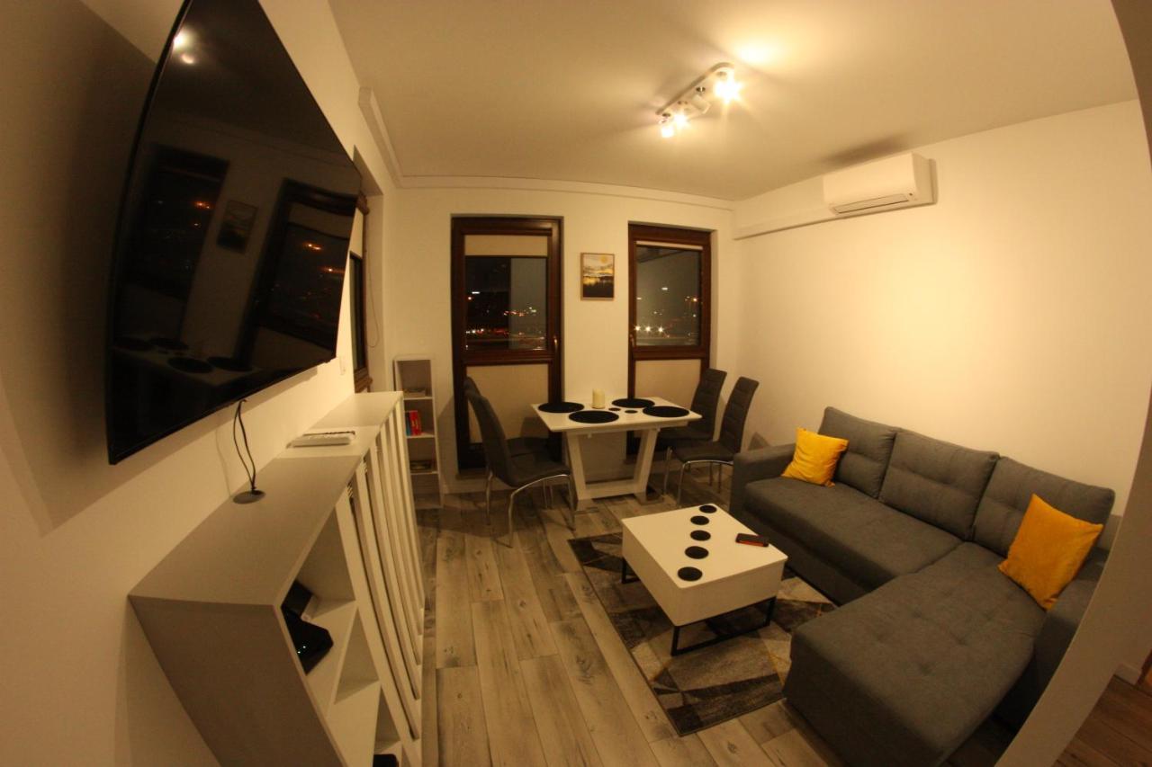 Urban City Apartments Varsavia Esterno foto