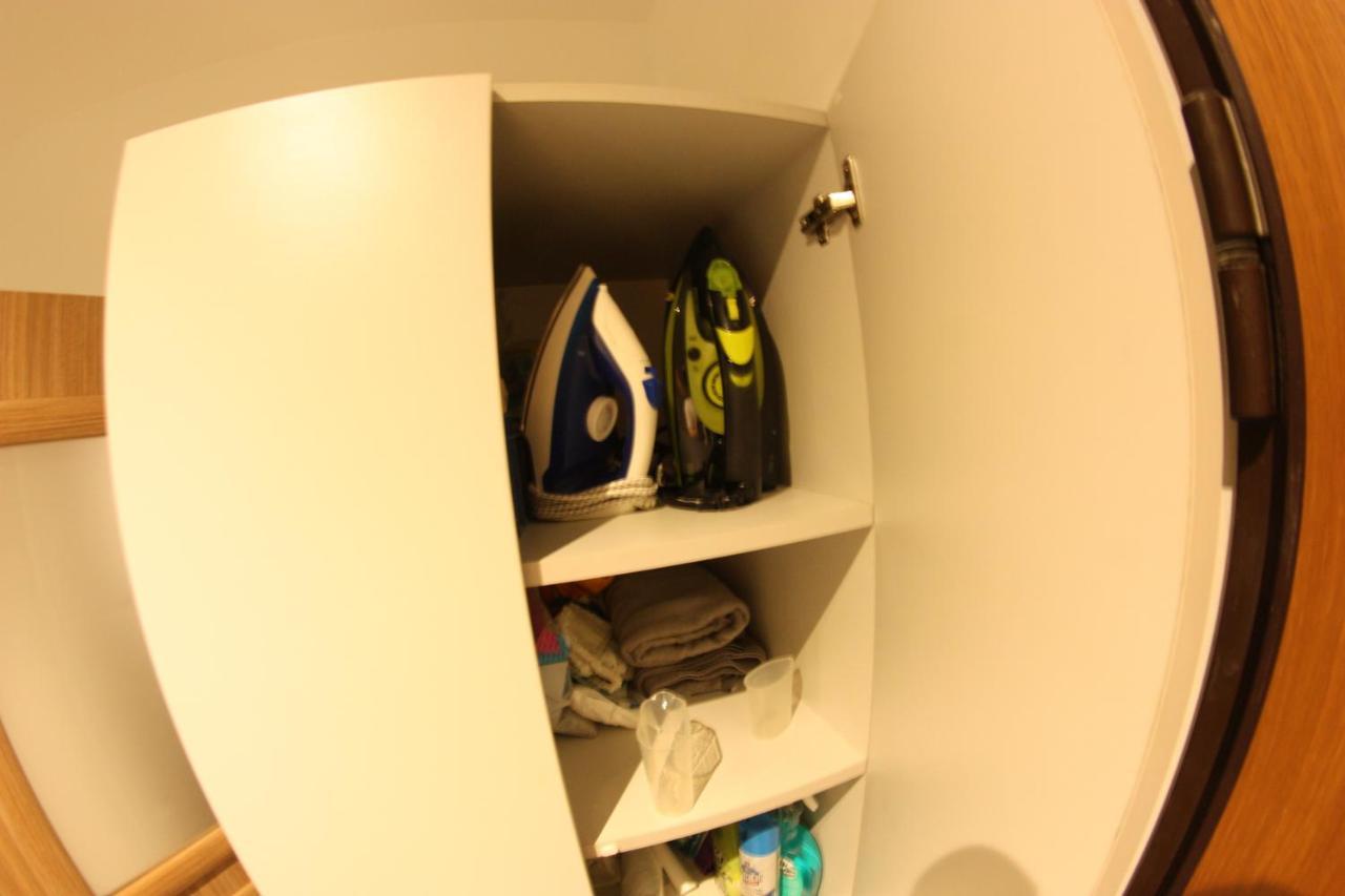 Urban City Apartments Varsavia Esterno foto